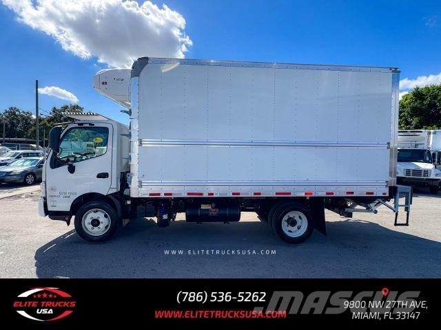 Hino 195 Специальные грузовики