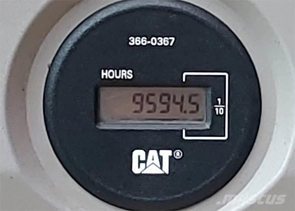 CAT 326FLN Гусеничные экскаваторы
