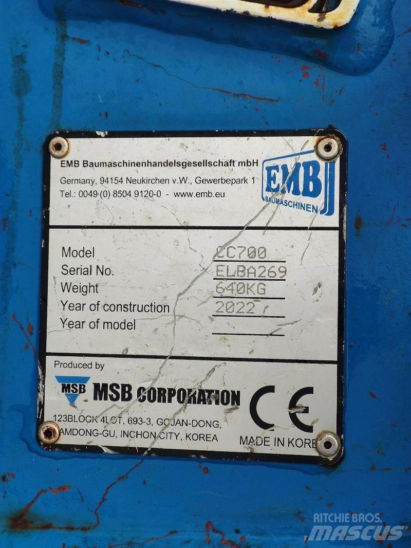  EMB CC700 Навесные резаки асфальта