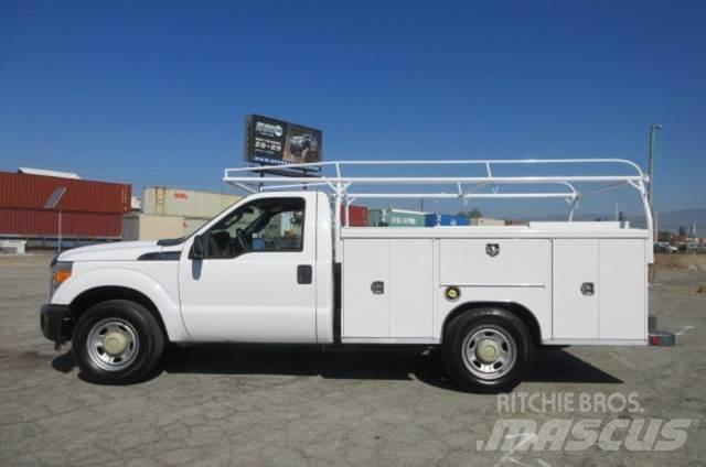 Ford F350 Грузовые эвакуаторы