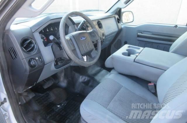 Ford F350 Грузовые эвакуаторы
