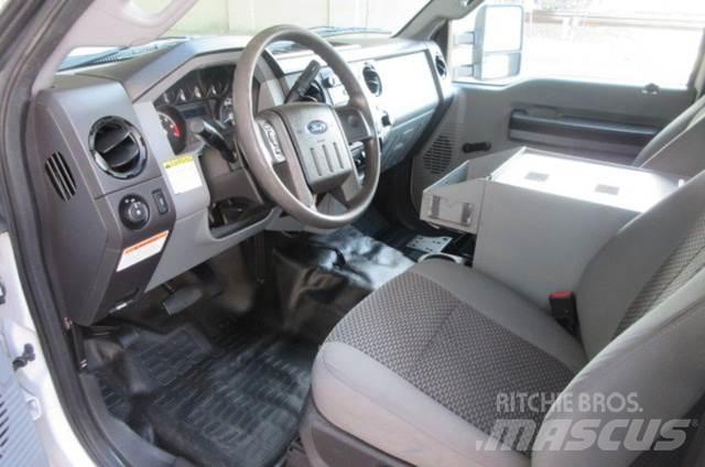 Ford F350 Грузовые эвакуаторы