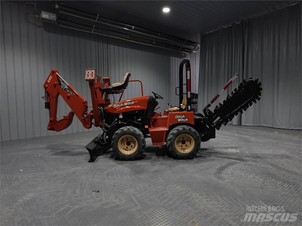 Ditch Witch RT36 Траншеекопатели