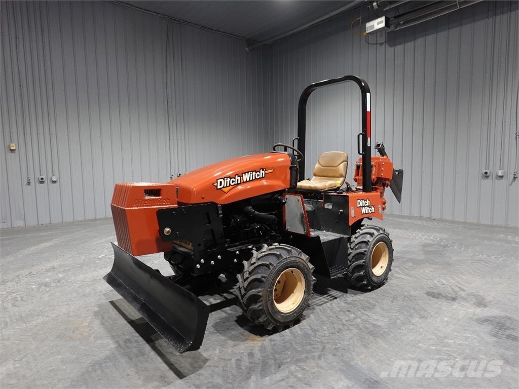 Ditch Witch rt40 Траншеекопатели