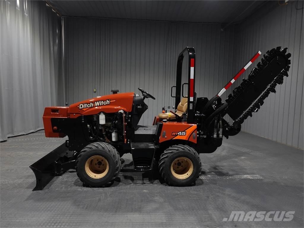 Ditch Witch rt45 Траншеекопатели