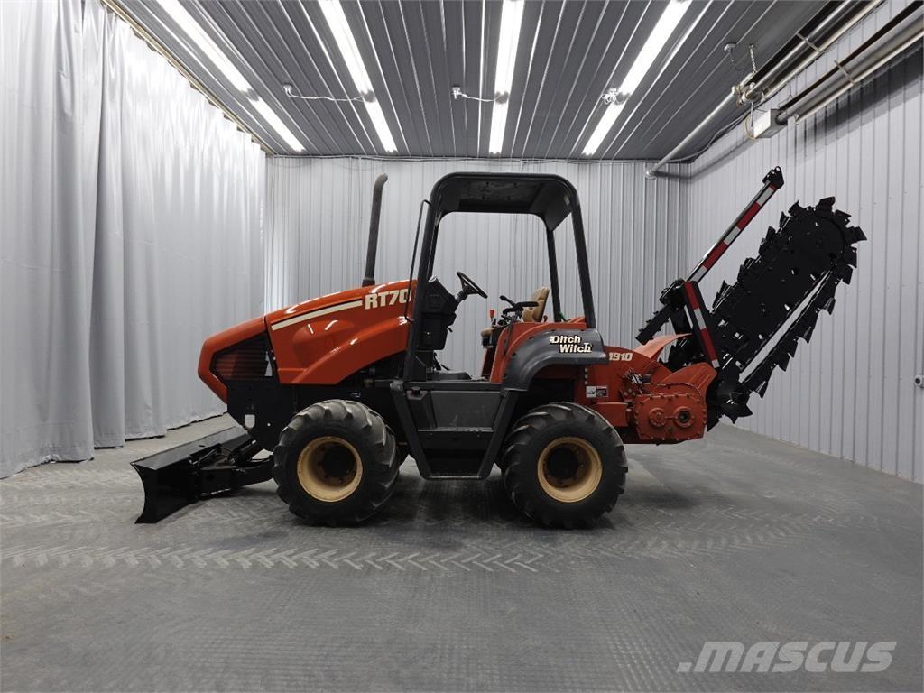Ditch Witch RT70M Траншеекопатели