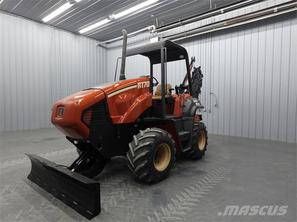 Ditch Witch RT70M Траншеекопатели