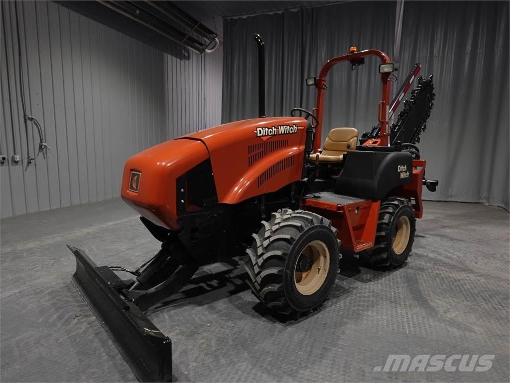 Ditch Witch RT80 Траншеекопатели