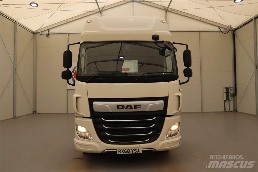 DAF CF450 Седельные тягачи