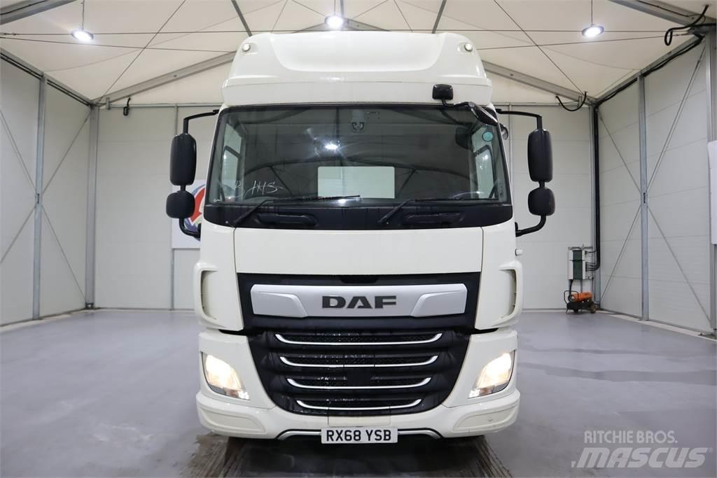 DAF CF450 Седельные тягачи