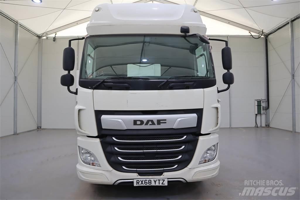 DAF CF450 Седельные тягачи