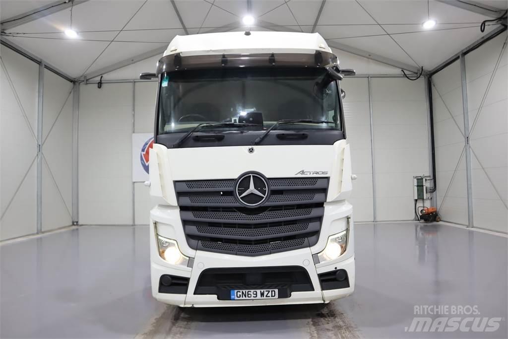 Mercedes-Benz Actros 2545 Седельные тягачи