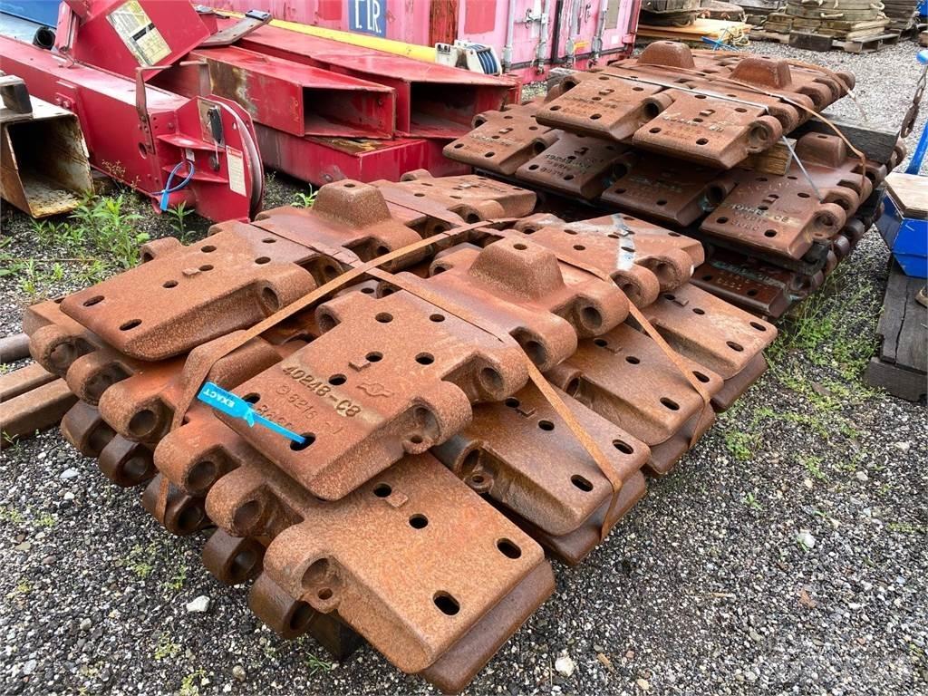 Manitowoc  Гусеницы и цепи