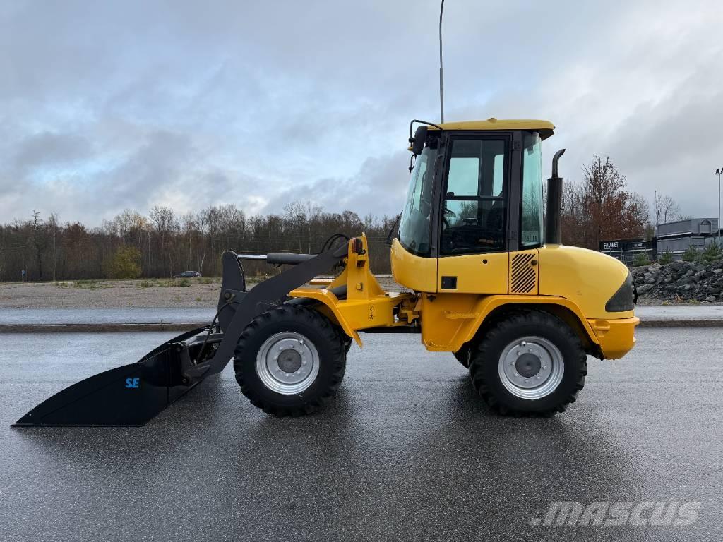 Volvo L 30 B Фронтальные погрузчики
