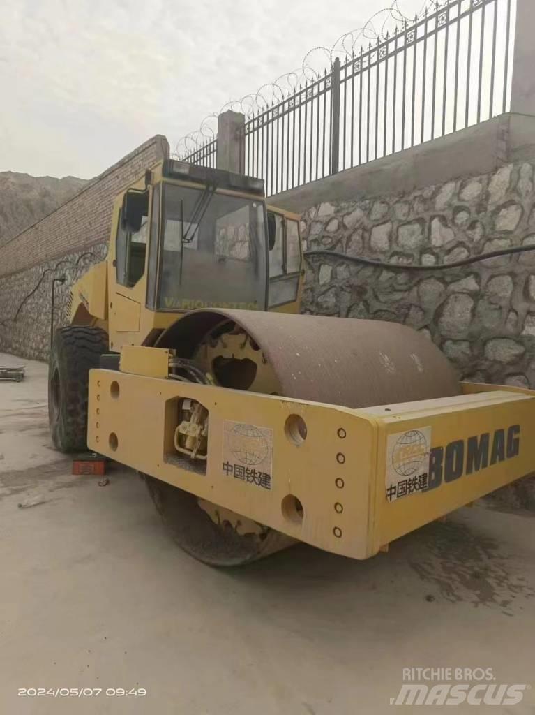 Bomag bw225d-3 Грунтовые катки