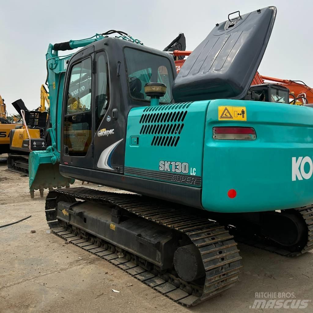 Kobelco 130 Гусеничные экскаваторы