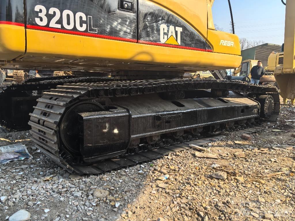 CAT 320 Гусеничные экскаваторы