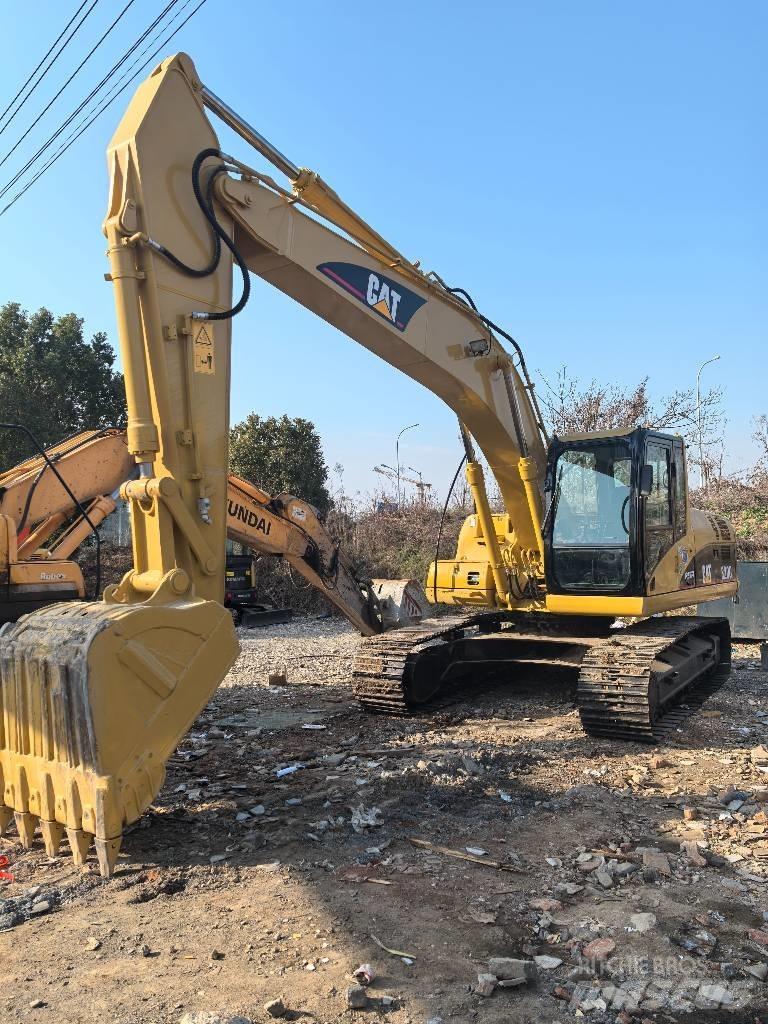 CAT 320 Гусеничные экскаваторы