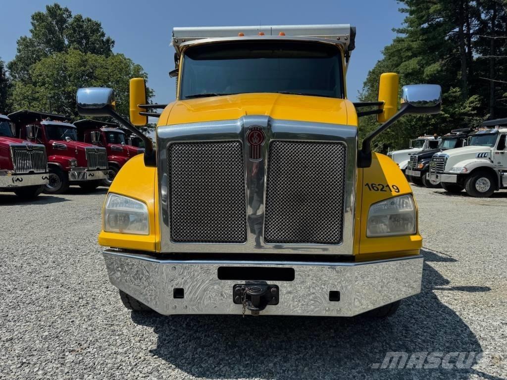 Kenworth T 880 Грузовики-Самосвалы