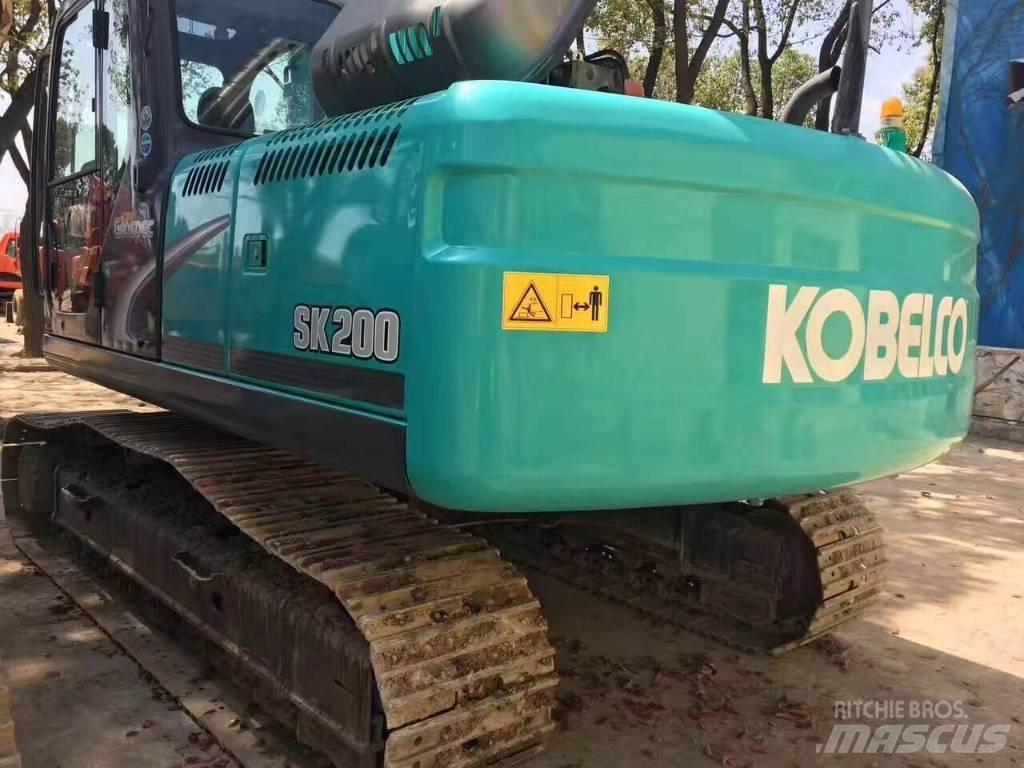 Kobelco SK 200 Гусеничные экскаваторы
