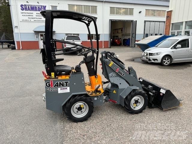 GiANT G 1200 Малые погрузчики