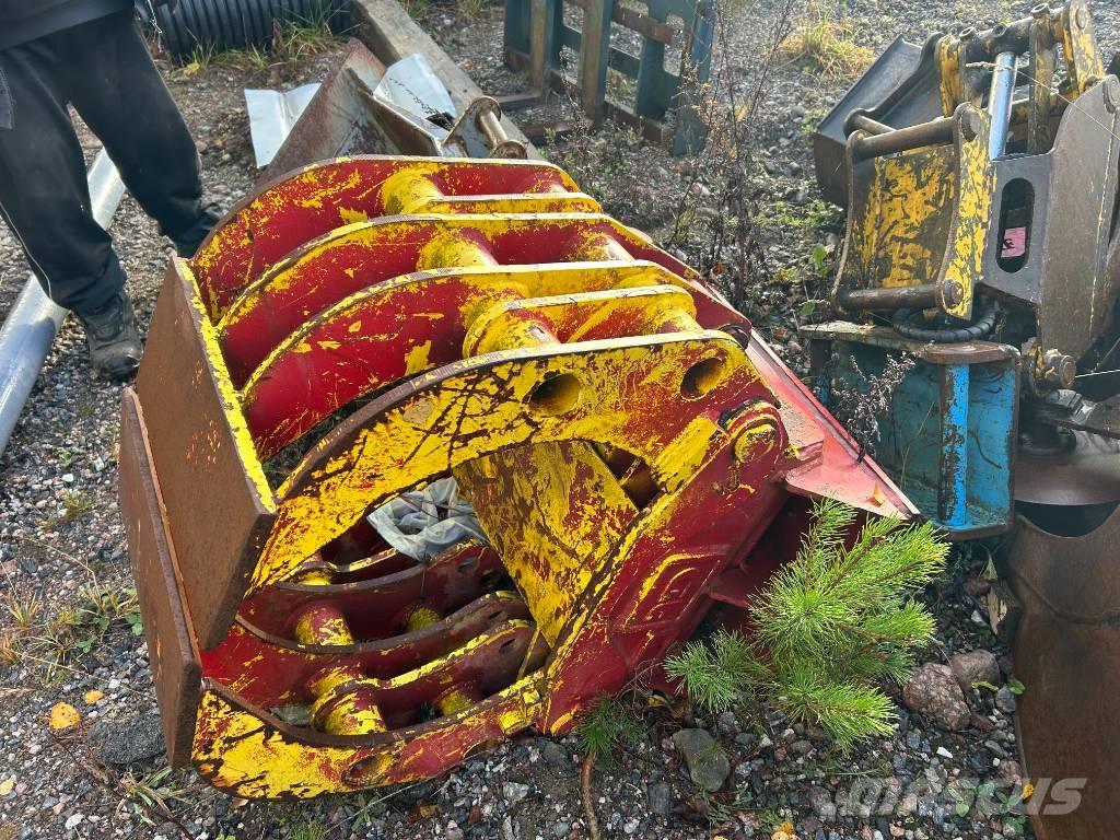 GT purkukoura Грейферы