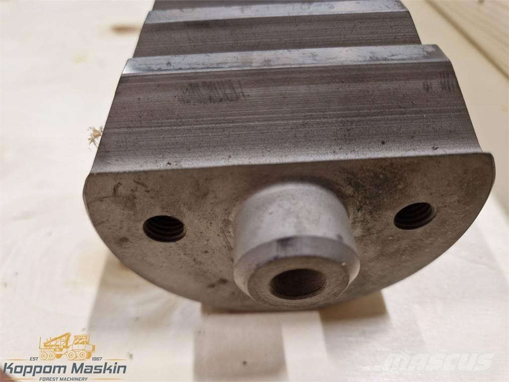  FMG/Ösa Cranab 290 Манипуляторы для харвестеров