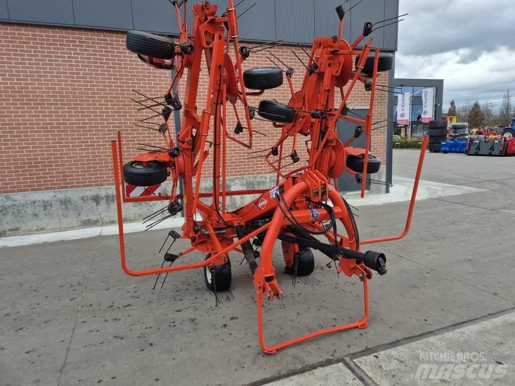 Kuhn 8702 Грабли-ворошилки