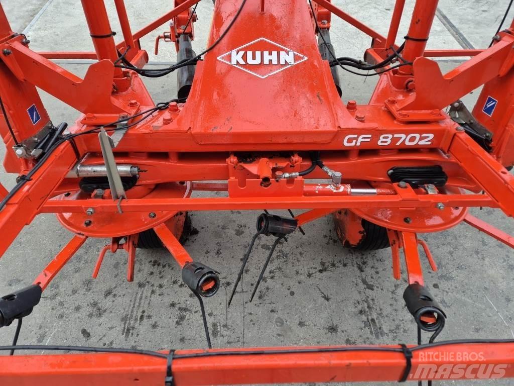 Kuhn 8702 Грабли-ворошилки