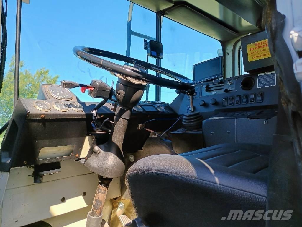 Mack MR Мусоровозы
