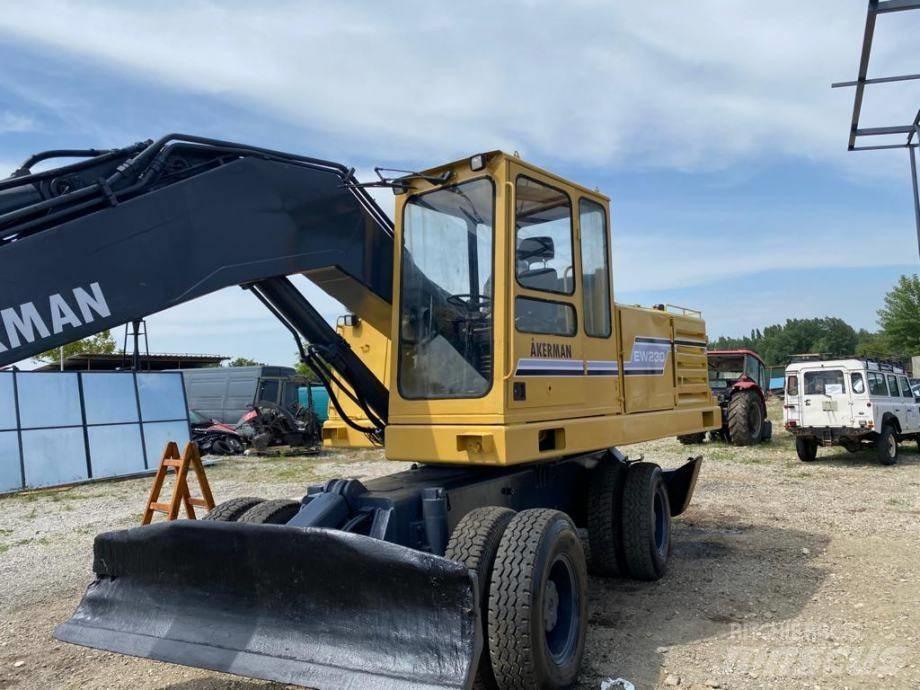 Volvo AKERMAN EW-230 Колёсные экскаваторы