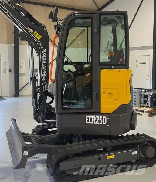 Volvo ECR 25 D Мини-экскаваторы