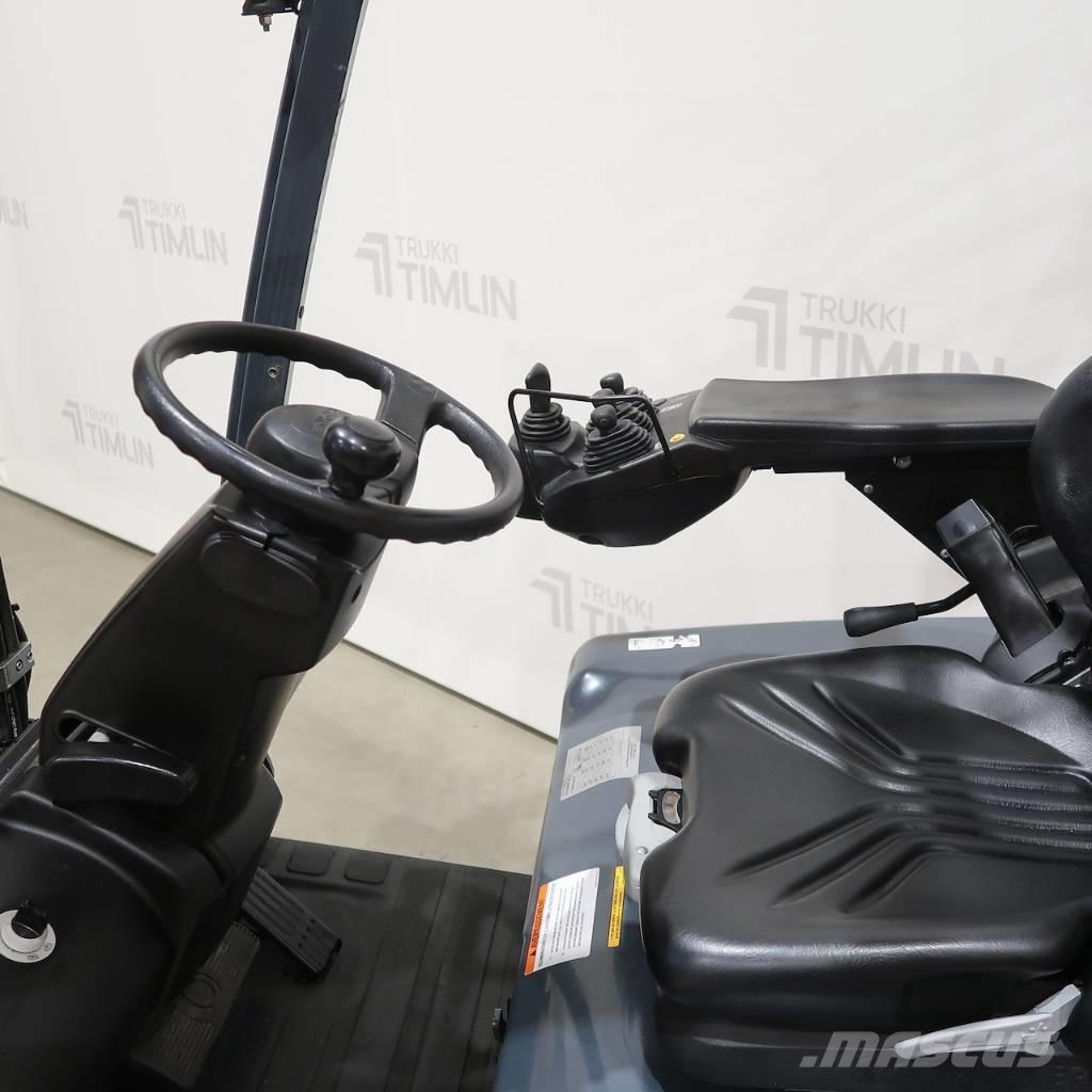 Toyota 8FBMT25 Электропогрузчики