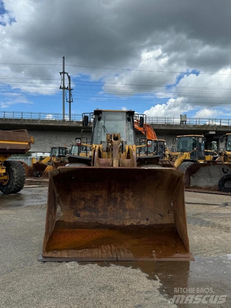 CAT 966 G Фронтальные погрузчики