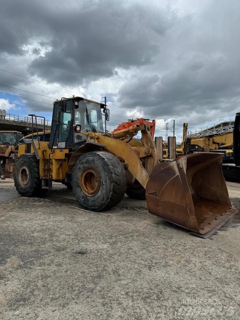 CAT 966 G Фронтальные погрузчики