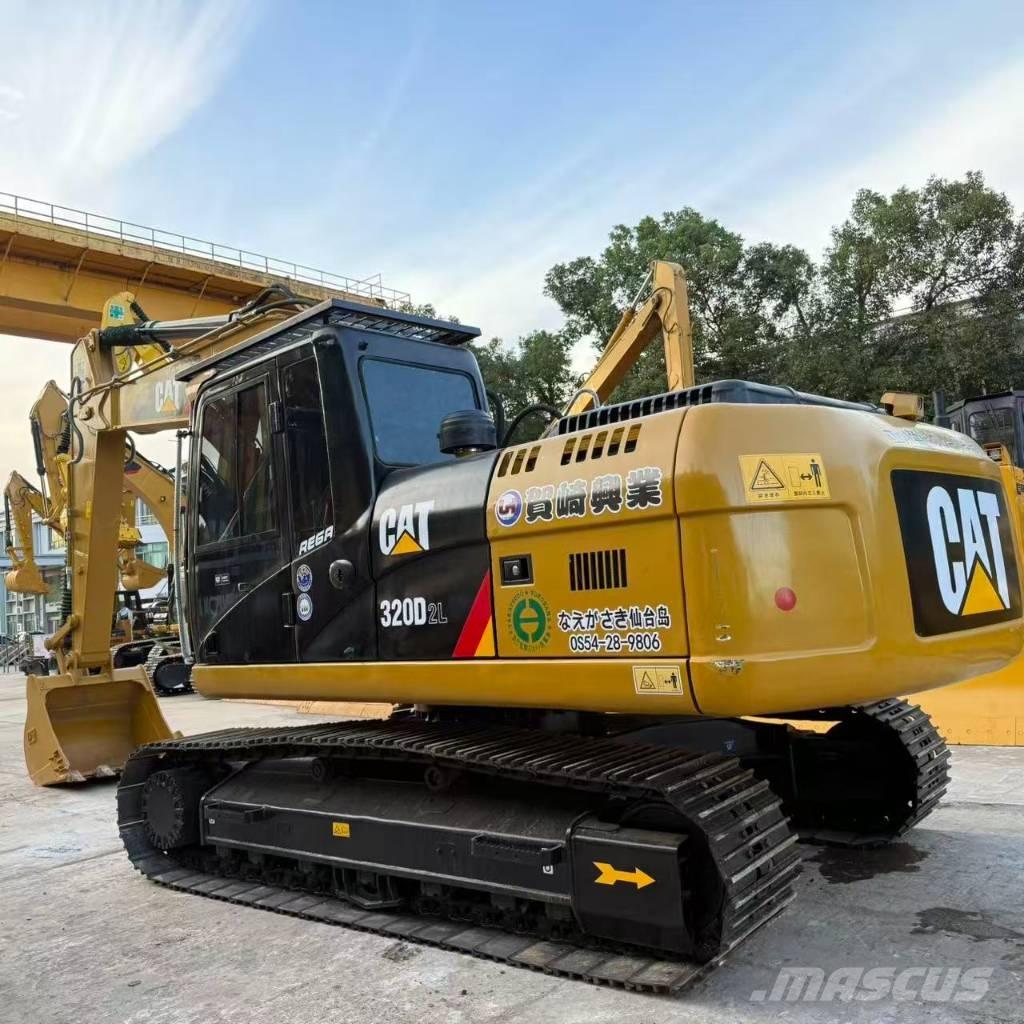 CAT 320D2 Гусеничные экскаваторы