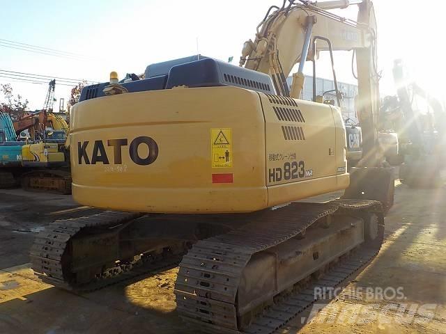 Kato HD823MR-6 Гусеничные экскаваторы