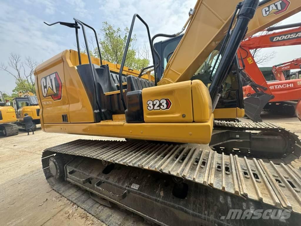 CAT 323 GC Гусеничные экскаваторы
