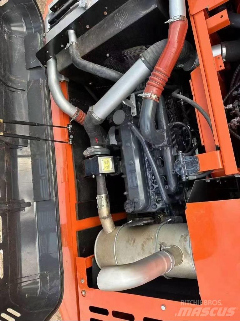 Doosan DX225LC-9C Гусеничные экскаваторы