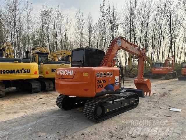 Hitachi ZX70 Гусеничные экскаваторы
