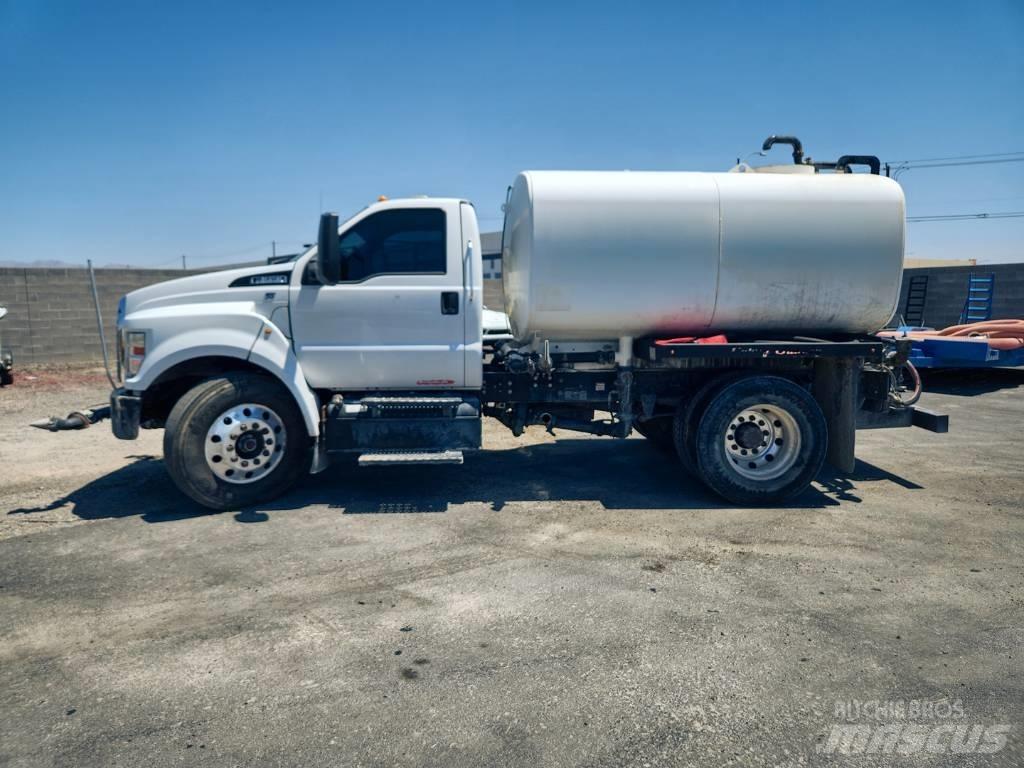 Ford F 650 SD Поливочные машины