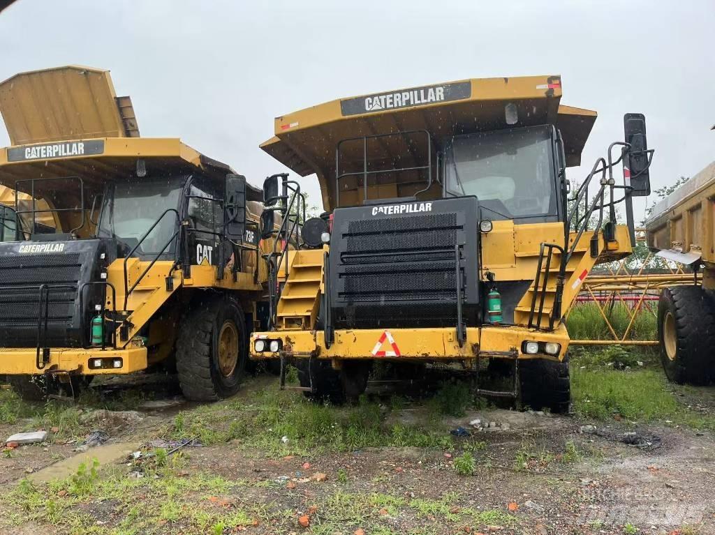 CAT 773 F Шарнирно-сочленённые самосвалы
