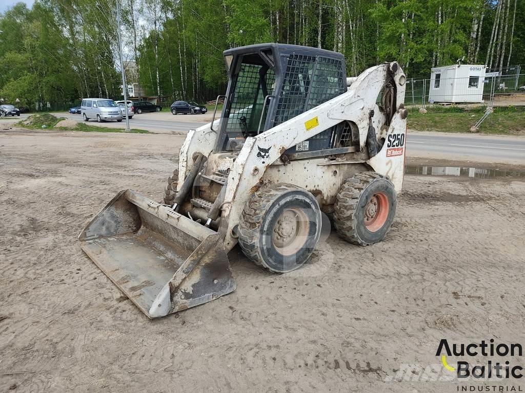 Bobcat S 250 Мини-погрузчики