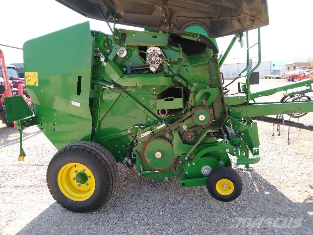 John Deere F441M Рулонные пресс-подборщики