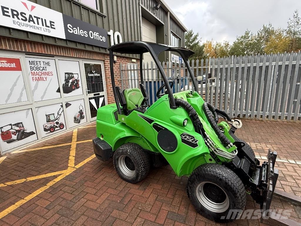 Avant 528 Малые погрузчики