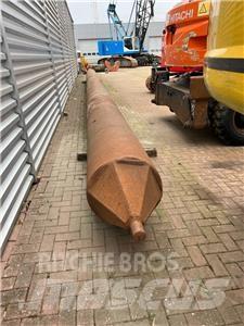  Spud leg 15 meter Земснаряды