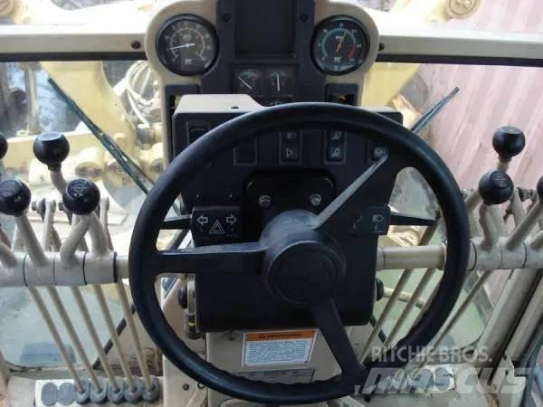 CAT 120H Грейдеры