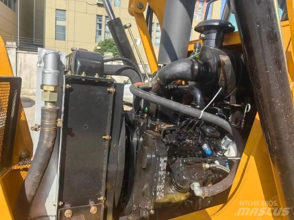 CAT 420 F Экскаваторы-погрузчики