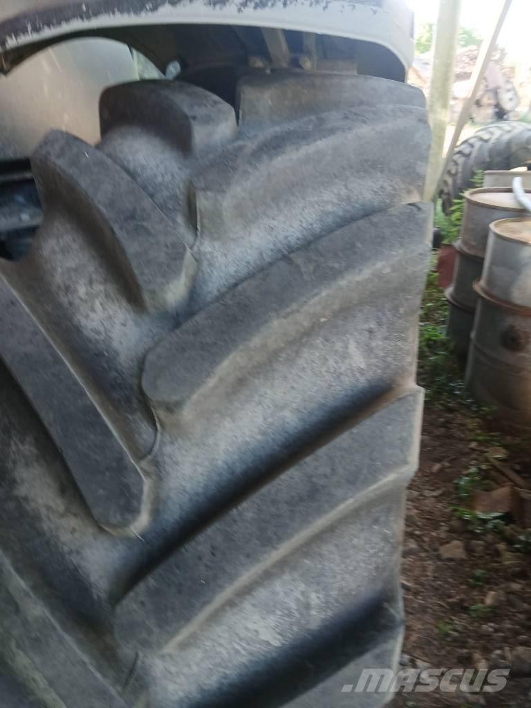 JCB Fastrac 2155 Трактора