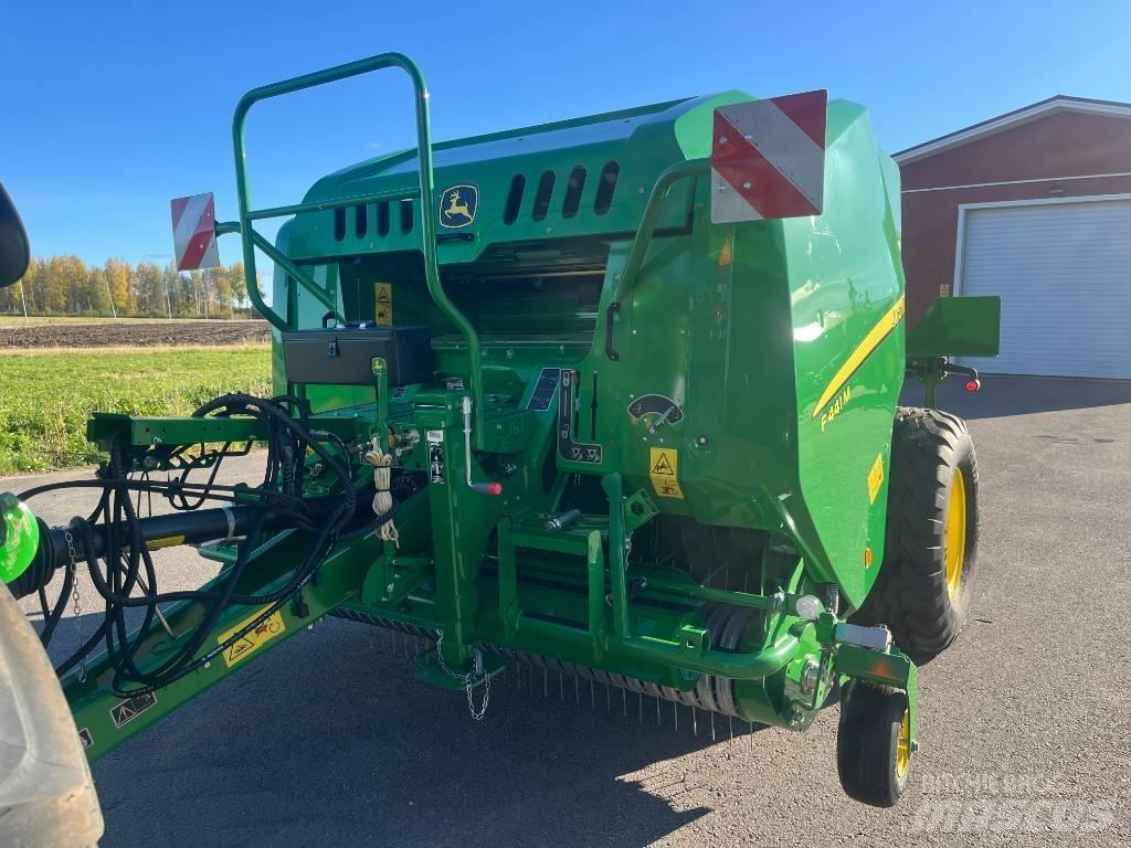 John Deere F441M Рулонные пресс-подборщики